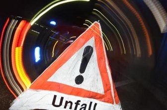 Seniorin bei Verkehrsunfall auf B 92 in Plauen schwer verletzt - Schwerverletzte Frau nach Verkehrsunfall auf B 92 in Plauen
