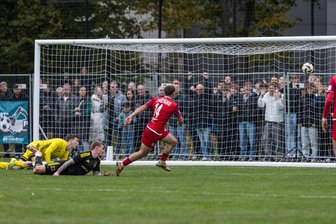 Seriöser und souveräner Auftritt: FSV Zwickau gewinnt Pokalspiel bei Landesligaspitzenreiter Handwerk Rabenstein mit 4:0 - Nick Breitenbücher trifft zum 3:0 für den FSV Zwickau.