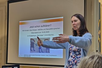 Sexualerziehung in Crimmitschauer Kita: „Jedes Kind hat das Recht, Nein zu sagen“ - Sabine Lippold steht der Kita „Sterntaler“ schon zehn Jahre als Fachfrau zur Seite. Sie war von der Offenheit der Eltern überrascht.