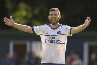 Sie fliegen gern unter dem Radar: Dieser Plauener und sein Bruder sind bei zwei Fußball-Bundesligisten nicht wegzudenken - Michael Ulbricht lief lange Zeit auch selbst für den Hamburger SV in der dritten Mannschaft auf.