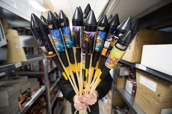 Sie forderte ein Böller-Verbot am Silvesterabend in Plauen: Was wurde aus der Petition einer jungen Vogtländerin? - Des einen Freud, des anderen Leid: Am übermäßigen Einsatz von Pyrotechnik scheiden sich oft die Geister.