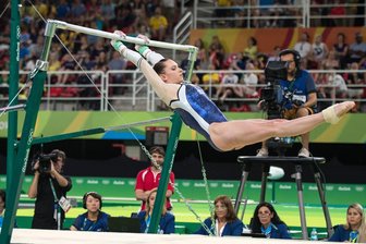 Sie gewann 2016 Olympia-Bronze in Rio de Janeiro: So verabschiedet der TuS Chemnitz-Altendorf Sophie Scheder - Am Stufenbarren holte Sophie Scheder 2016 die erste und bisher einzige Medaille für den TuS Chemnitz-Altendorf bei Olympischen Spielen.