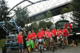 Sie lieben ihre alten Knatterkisten: Warum halb Straßberg auf historische Zwei- und Vierräder abfährt - Die Freunde historischer Technik in Straßberg organisieren für das Wochenende ein großes Oldtimertreffen.