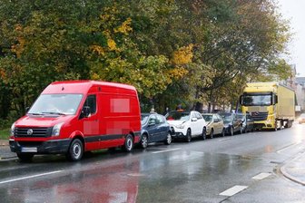 Sieben Fahrzeuge in Auffahrunfall verwickelt -