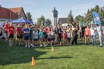 Siebenlehn: 83 Teams nehmen an Schutzengellauf teil - Am Schutzengellauf am Donnerstagabend in Siebenlehn nahmen 255 Läufer teil.