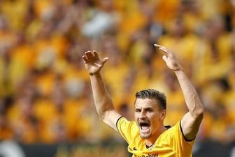 Sieg im Sachsen-Derby: Dresden rückt auf Rang fünf vor - Kutschke glänzte mit zwei Toren beim Derbysieg