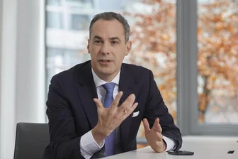 Siemens-Vorstand Cedrik Neike über die Megatrends und den bürokratischen Fünfkampf - Kritisiert die Überregulierung auf EU-Ebene: Siemens-Vorstandsmitglied Cedrik Neike.