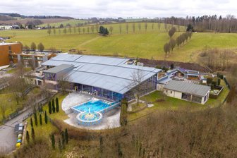 Silber-Therme Warmbad: Wichtige Schließzeiten und exklusive Sommeraktion enthüllt - Die Silber-Therme im Wolkensteiner Ortsteil Warmbad ist vom 22. bis 26. Juni für die jährliche Revision geschlossen.