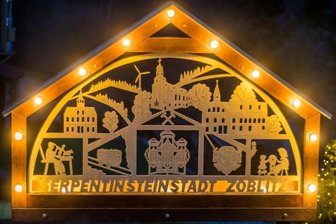Silbermannorgel und Windrad verewigt -