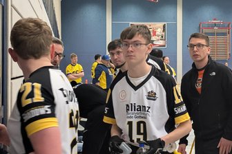 Silvercitybowl Freiberg: Shadows sichern sich zweiten Platz - Nach der Niederlage im ersten Spiel gab es Gesprächsbedarf bei den Freiberg Shadows.