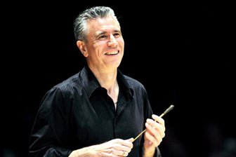 Sinfoniekonzert in Freiberg und Döbeln: Musikalische Reise führt nach Venedig - Die musikalische Leitung des 3. Sinfoniekonzertes der Mittelsächsischen Philharmonie hat Gastdirigent Marco Zambelli.