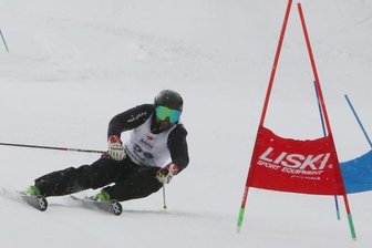 "Ski-Familie" setzt auf die Zukunft - Zum Saisonabschluss siegte Toni Krumbacher vom Ehrenfriedersdorfer SV in der Altersklasse Master 35. Er war mit seiner Gesamtzeit auch klassenübergreifend einer der drei Zeitschnellsten.