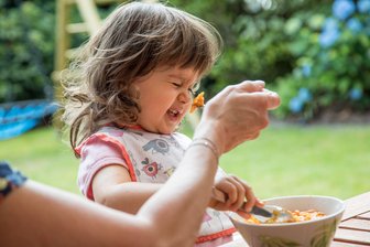 So bleiben Eltern entspannt bei "Picky Eatern" - Meist endet die wählerische Essensphase bei Kindern ganz von allein.