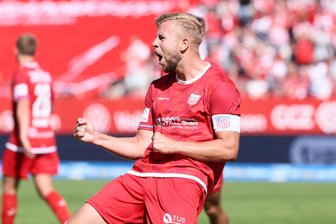„So eine Serie hatte ich noch nie“: FSV Zwickau knackt harte Nuss Meuselwitz – Neuer Stürmer im Anmarsch - Doppeltorschütze gegen Meuselwitz: Max Somnitz.