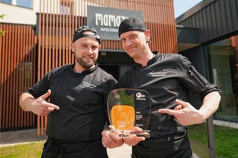 So gut schlemmt es sich sonst nirgendwo: Hotel holt Auszeichnung erstmals ins Erzgebirge - Die Küchenchefs des Elldus Resorts Christoph Voigt und Marcel Reimann.