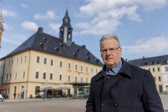 So läuft die 69. „Freie Presse“-Wanderung ab: Die Tour führt rund um den Annaberger Ortsteil Buchholz - Wanderführer Frank Dahms ist nicht nur Heimatforscher und Vorsitzender des EZV Annaberg-Buchholz. Seit 1990 sitzt er für Die Linke im Stadtrat von Annaberg-Bucholz, seit 1994 im Kreistag.