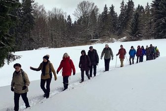 So lief die Premiere für die Winterwandertage - Winterwanderer unterwegs bei Morgenröthe-Rautenkranz. 