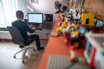 So richten Sie sich das perfekte Homeoffice ein - Ein eigener Schreibtisch, Ruhe und ein ergonomischer Stuhl sind ein guter Anfang für einen gelungenen Homeoffice-Platz. 
