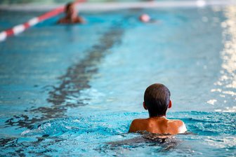 So sind die Schwimmbäder und Saunen in Chemnitz über die Feiertage geöffnet - Der Wellnessbereich im Feel Good Club hat an Heiligabend von 9:30 bis 16:30 offen.