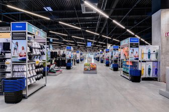 So soll der zweite Decathlon in Chemnitz aussehen - So wie diese Filiale in Schwetzingen soll der Decathlon im Chemnitz-Center aussehen.