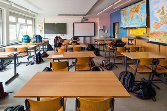 So viel Unterricht fällt an Ihrer Schule aus: Suchen Sie hier nach Ihrer Einrichtung - Besonders häufig fällt der Unterricht an Sachsens Oberschulen und Förderschulen aus.