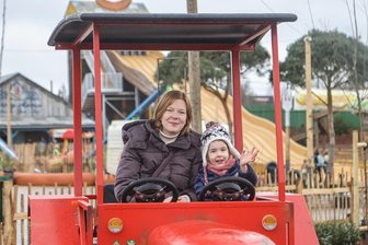 So war‘s am ersten Tag im Karls Erlebnisdorf in Döbeln: Die „Freie Presse“ macht den Test - „Freie Presse“-Redakteurin Franziska Pester hat mit ihrer Tochter das neue Karls Erlebnisdorf in Döbeln gleich am Eröffnungstag besucht.