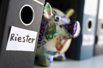 So wenig bringt Riestern am Ende wirklich - Riestern wird immer unbeliebter. Kann eine geplante Reform die Altersvorsorge wieder attraktiver machen?