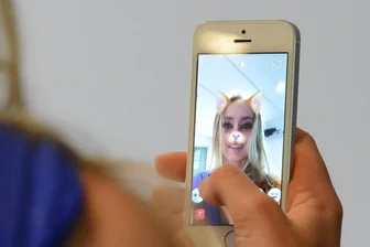 Social-Media-Trend: 2016 ruft an und Instagram geht ran - Warum gerade alle 2016 posten und was daran so verlockend ist - Auch diese Albernheiten postete man via Snapchat 2016 gerne.