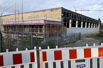 Sojus-Sporthalle in Zwickau wird deutlich später fertig - Die Halle im Sojus-Sportforum wird noch lange eine Baustelle bleiben.