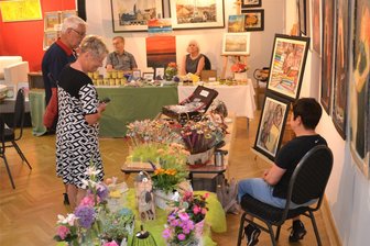 Sommer-Kunstmarkt im Kunsthaus Meerane - Zum fünften Mal wird am Sonntag zum Sommer-Kunstmarkt im Kunsthaus Meerane eingeladen.