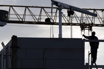 Sondervermögen: Das Geld zum Bauen ist da – und jetzt? - Die Bauwirtschaft hofft auf einen Aufschwung durch das Sondervermögen von 500 Milliarden Euro.