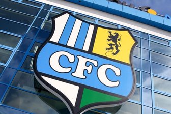Sonnenberg-Bewohner können CFC-Parkplatz nutzen - Auf dem Gelände des CFC-Stadions gibt es am Dienstag Sonderparkregelungen.