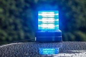 Sonnenberg: Jugendlicher wird mit Steinen beworfen und beraubt -