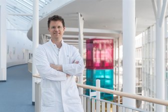 Sonntagsvorlesung im Freiberger Krankenhaus: Wann sollte ich mit meinem Kind zur Notfallaufnahme? - Dr. med. Ulrich Zügge, Chefarzt der Klinik für Kinder- und Jugendmedizin, hält den Vortrag am Sonntag.
