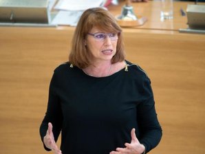 Sozialministerin Köpping zur Corona-Lage: "Von einer Entspannung kann in Sachsen keine Rede sein" - Sachsens Sozialministerin Petra Köpping (SPD).