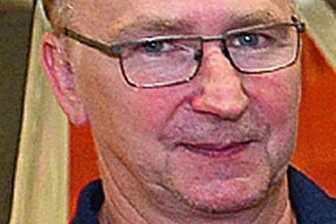 Spannung bis zum letzten Wurf beim Seniorenkegeln -
