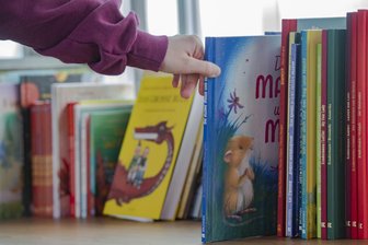 Spannung pur: Plauens Grundschüler treten zum Vorlesewettbewerb an - In Plauen startet erneut ein Vorlesewettbewerb für Grundschüler.