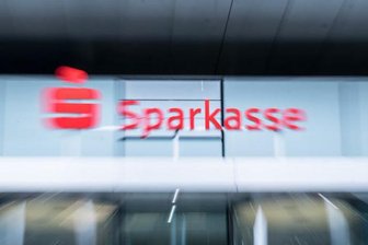 Sparkasse Vogtland: Noch kein Urteil zu Negativzinsen - Das Landgericht Leipzig hatte in dem von der Verbraucherzentrale Sachsen gegen die Sparkasse Vogtland angestrengten Verfahren verhandelt. Noch gibt es kein Urteil.
