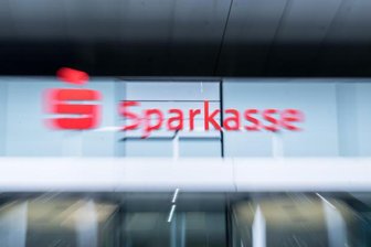 Sparkasse Vogtland rudert bei Negativzinsen zurück - 