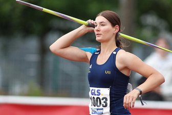 Speerwerferin der LG Mittweida verpasst bei Deutscher Jugendmeisterschaft eine Medaille knapp - Ulrike Schmidt von der LG Mittweida hatte in Rostock Pech mit dem Wetter und dem Wettkampfverlauf im Speerwerfen. Im letzten Durchgang schnappte der Geringswalderin noch eine Konkurrentin die Bronzemedaille weg.