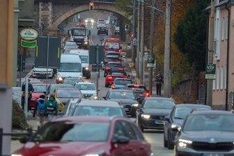 Sperrung der B 173: Noch einige Wochen wird es Stau in Lichtenstein geben - 