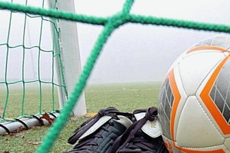 Spieler schlägt Trainer: Fußballpartie in Klaffenbach abgebrochen, Nachspiel vor Gericht - Zoff auf dem Fußballspielfeld endet vor Gericht. 