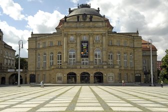 "Spielfähigkeit erhalten": Extra-Millionen für Theater und Orchester - Braucht wie viele andere Häuser der Region Geld: Die Oper Chemnitz