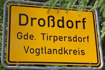 Spielgerät gewonnen: Dorf im Vogtland wünscht sich jetzt einen größeren Spielplatz - In Droßdorf wünschen sich Einwohner eine Aufwertung des Spielplatzes.