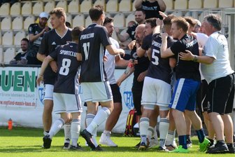 Spielplan in der Sachsenklasse veröffentlicht: Syrau schrubbt in den ersten Wochen Kilometer - Durch zwei Siege an den letzten beiden Spieltagen hielt der SC Syrau die Landesklasse.