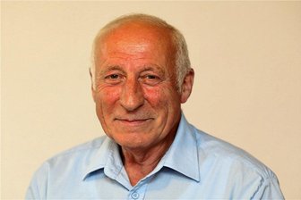Spielplatz-Projekt: Schönberg investiert  22.700 Euro in Tobeareal - Bürgermeister Dietmar Oehler verspricht: Im April 2023 ist der Spielplatz fertig. 