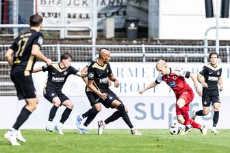 Spielstimmen zum schwachen Auftritt des FC Erzgebirge Aue: „Nicht gegen einen übermächtigen Gegner, sondern gegen uns selbst verloren“ - Der FC Erzgebirge Aue hat am Samstag gegen Vikloria Köln verloren. Das sind die Stimmen nach dem Spiel.