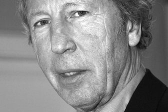 Spielte bei "Soko München" und "Traumschiff" mit: Schauspieler Hartmut Becker gestorben - Hartmut Becker, deutscher Schauspieler aufgenommen am Rande der Dreharbeiten zu dem TV-Film "Eine Liebe am Gardasee".