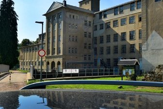 Spinnerei birgt Licht und Schatten - Die frühere Spinnerei in Sachsenburg ist offen für Neugierige.