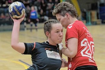 Spitzenreiter will Scharte auswetzen - Schneebergs Celine Kister und ihre Teamkolleginnen sind am Sonnabend zuhause auf Wiedergutmachung aus.